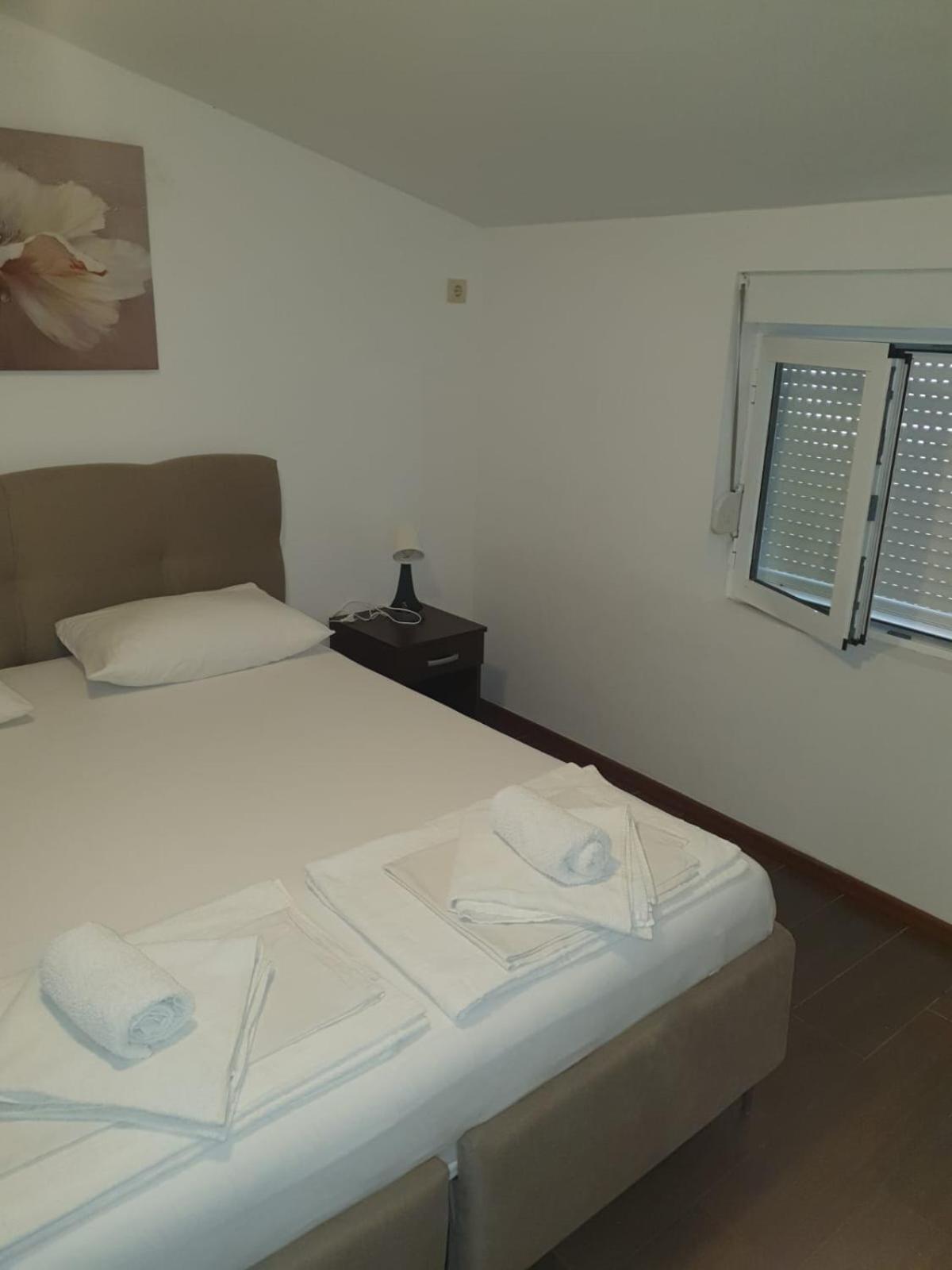 Sea View Apartments Herceg Novi Bilik gambar
