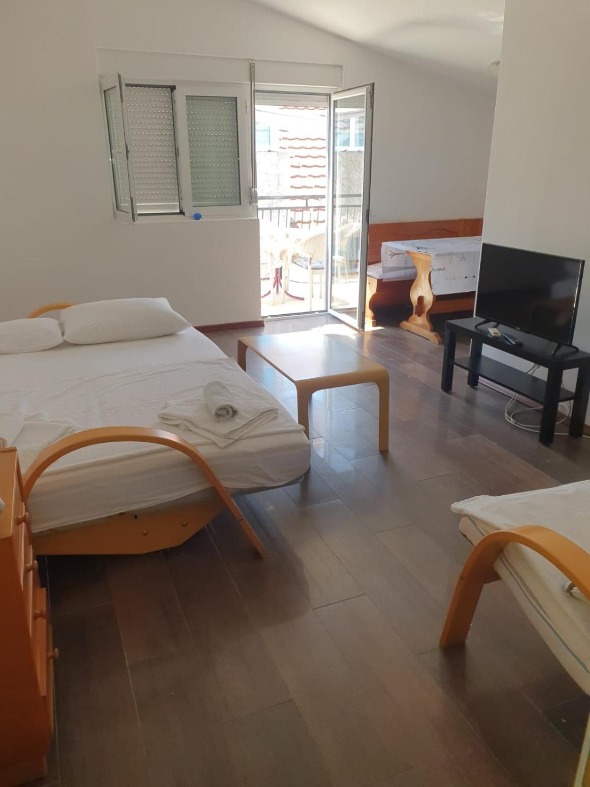 Sea View Apartments Herceg Novi Bilik gambar