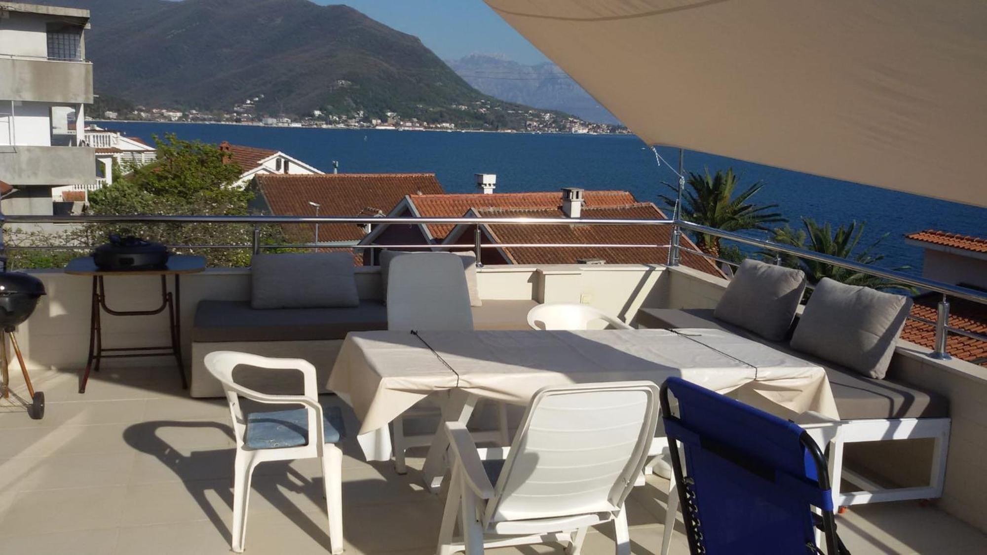 Sea View Apartments Herceg Novi Bilik gambar