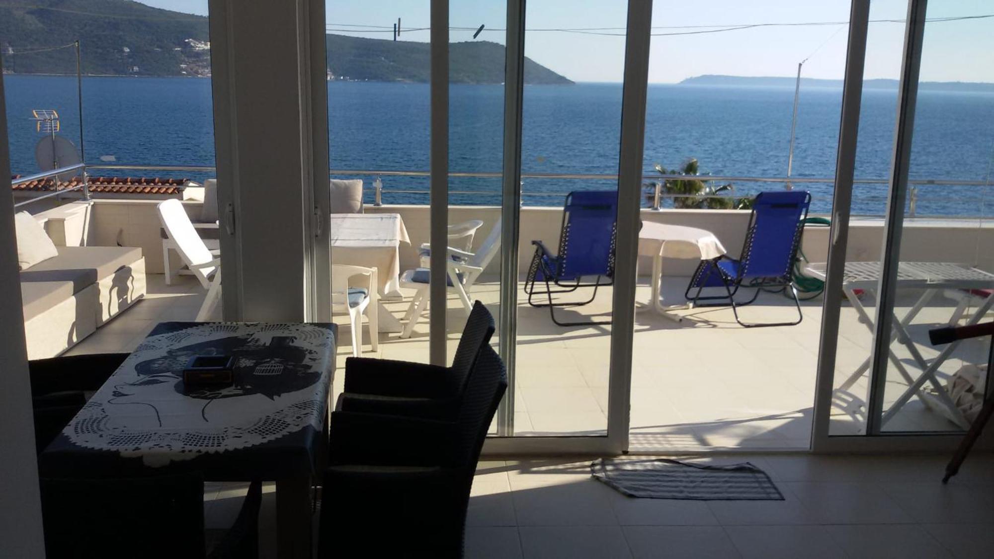 Sea View Apartments Herceg Novi Bilik gambar